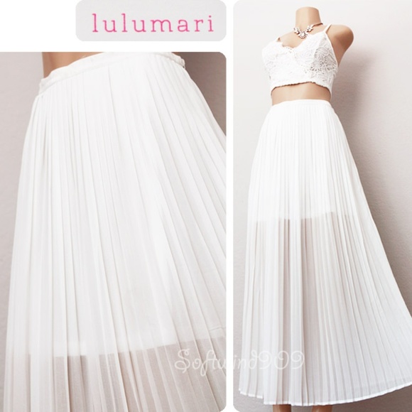 Last one ☝️ White Sheer Chiffon Pleated Long Skirt - Picture 6 of 8
